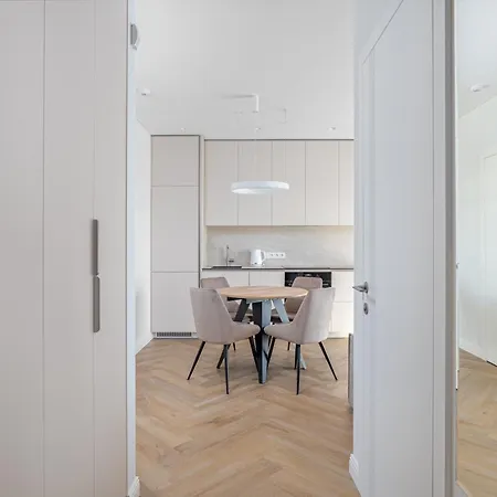 New Cozy 2br I Cohost Апартаменты *