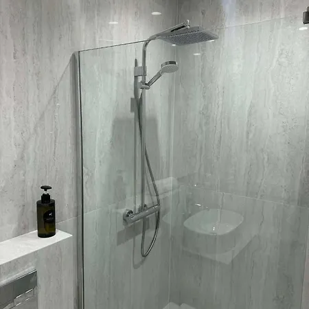 New Cozy 2br I Cohost Appartement